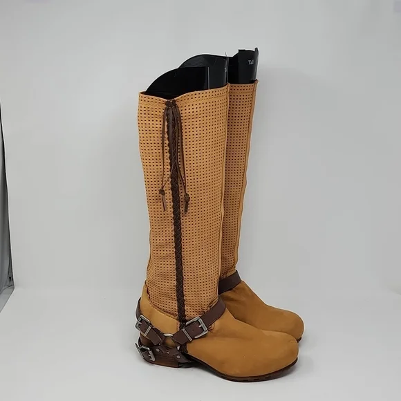 Anthropologie Bacio 61 Parpare Tan Perforated Leather Tall Ridding Boot Size 7 - Picture 3 of 6